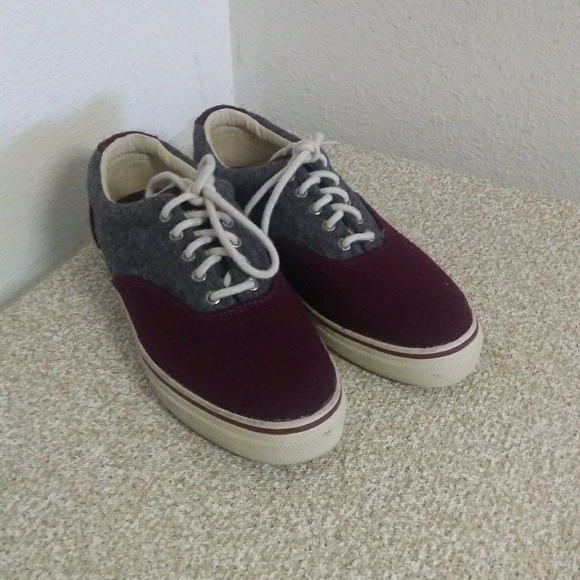 Sperry Top-Sider Burgundy Gray Casual Sneakers. - Picture 1 of 5
